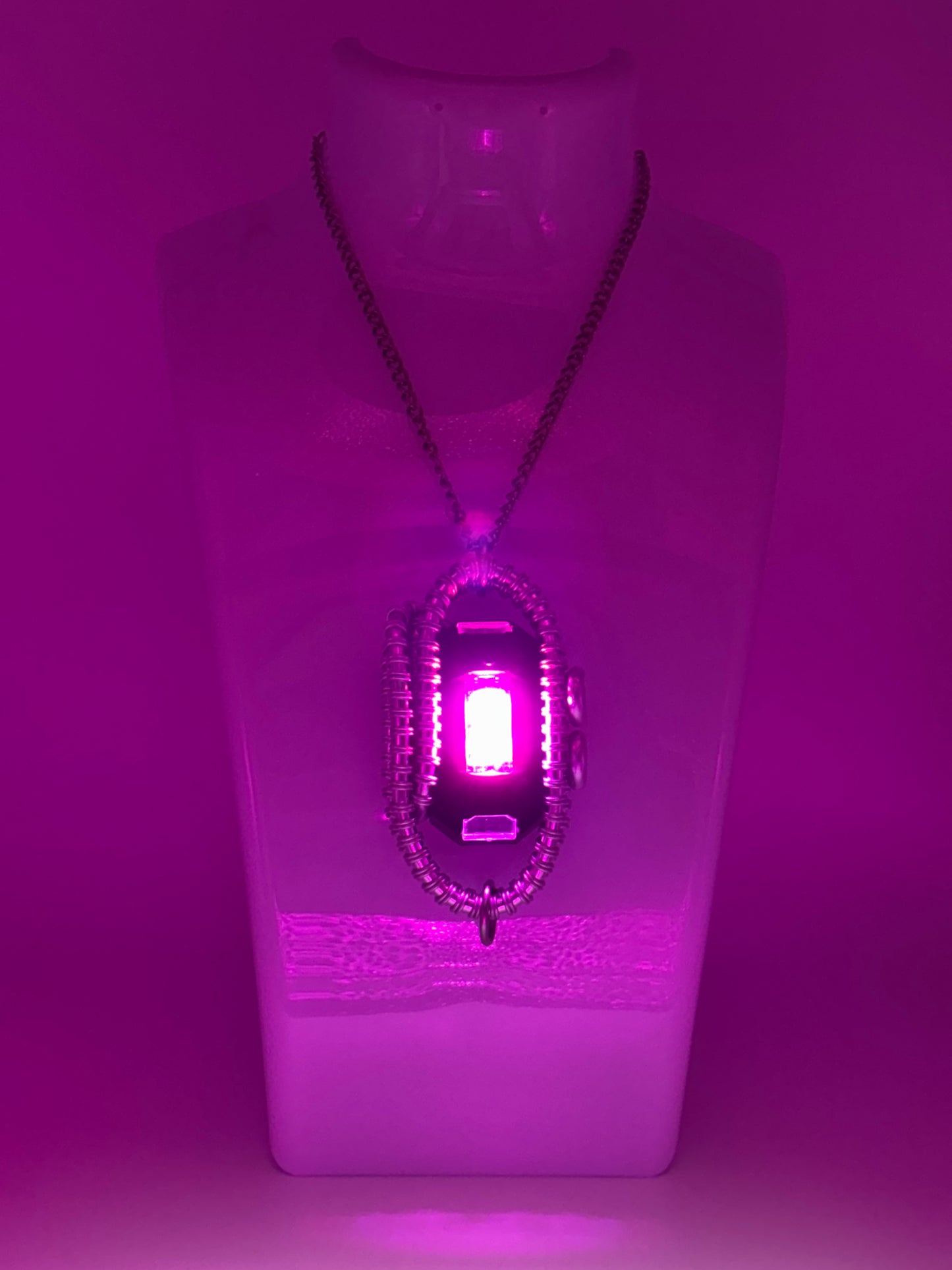 2 in 1 Braccialetto/Ciondolo RGB Light